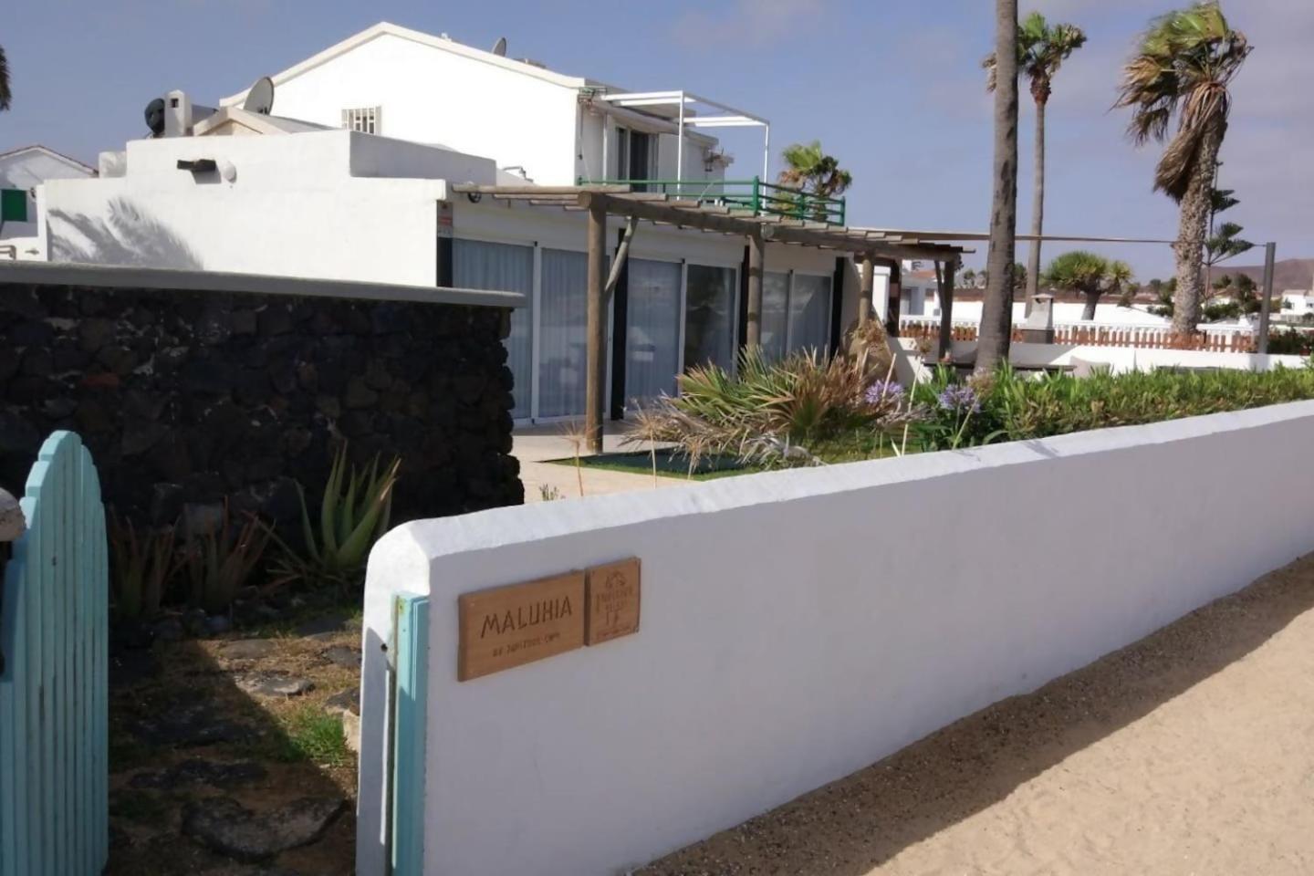Villa Maluhia Frente Al Mar Y Jacuzzi Corralejo Exteriör bild