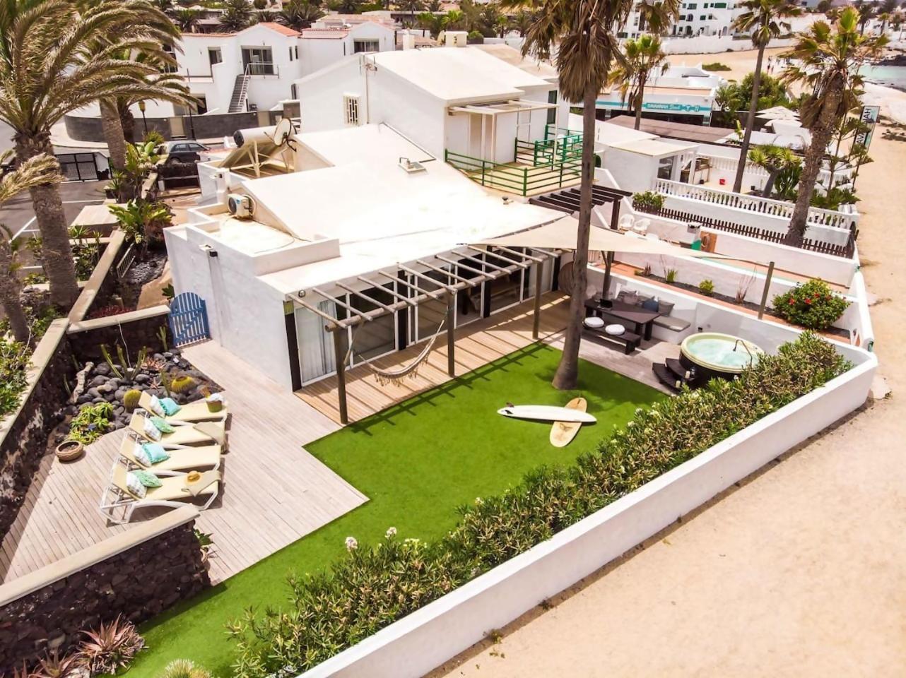 Villa Maluhia Frente Al Mar Y Jacuzzi Corralejo Exteriör bild