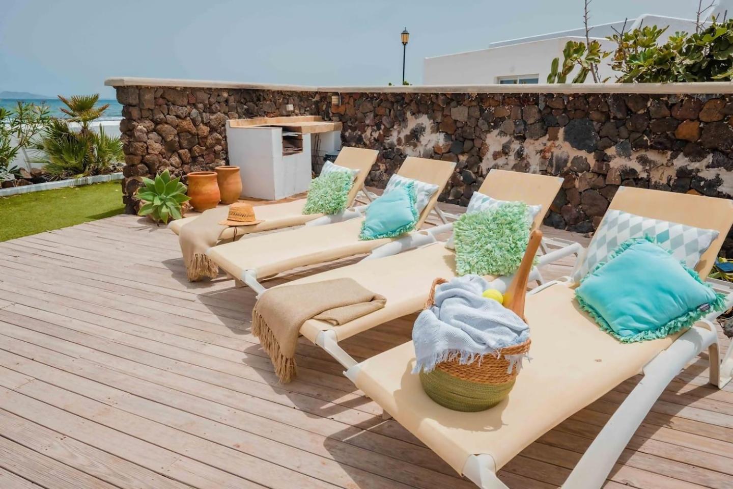 Villa Maluhia Frente Al Mar Y Jacuzzi Corralejo Exteriör bild